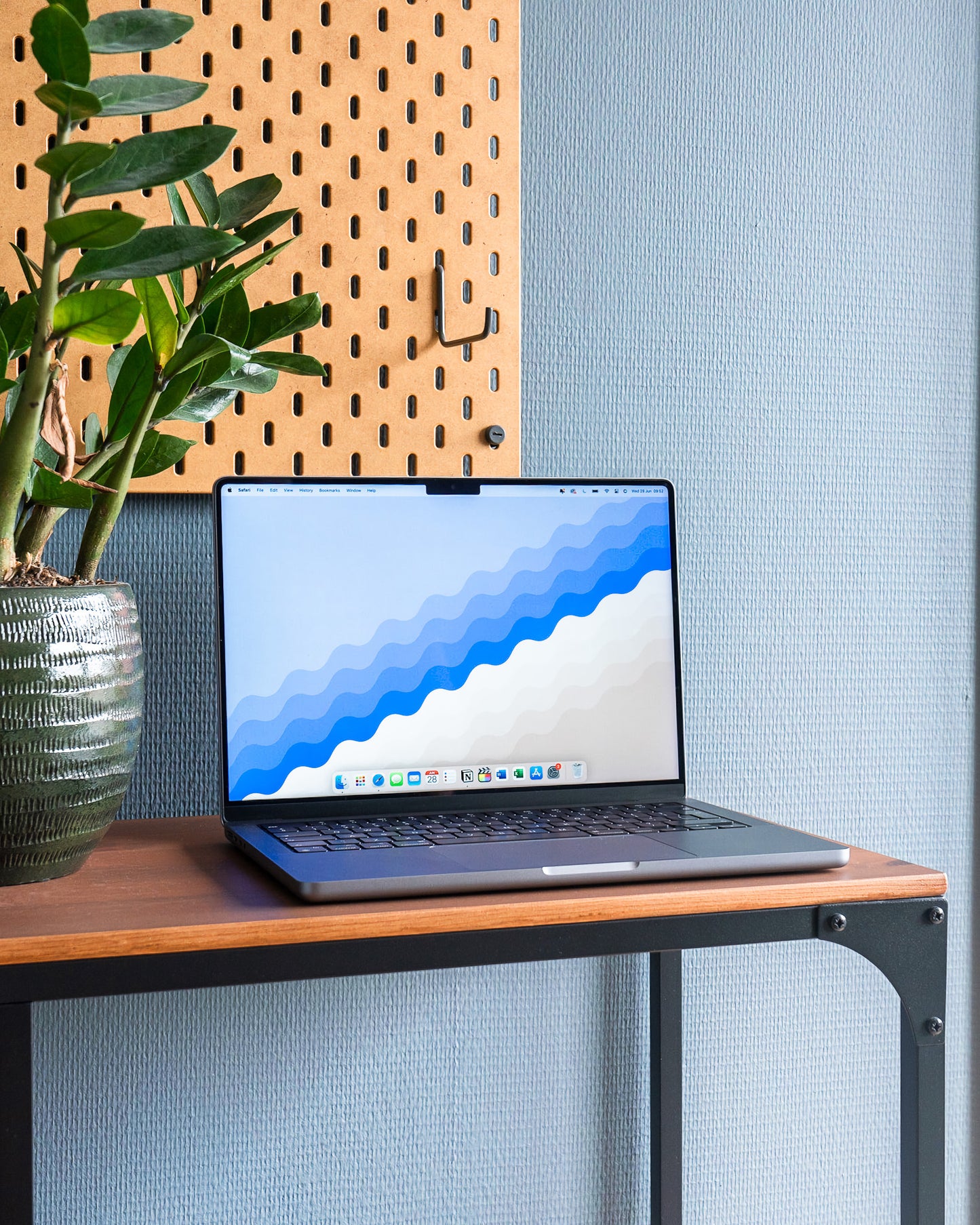 Luma Rays Wallpaper Pack