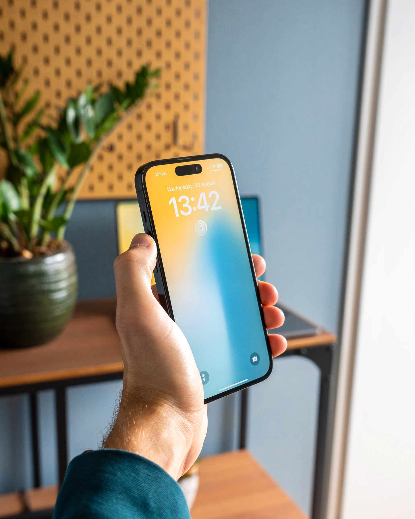 Mesh Gradients Wallpaper Pack v2