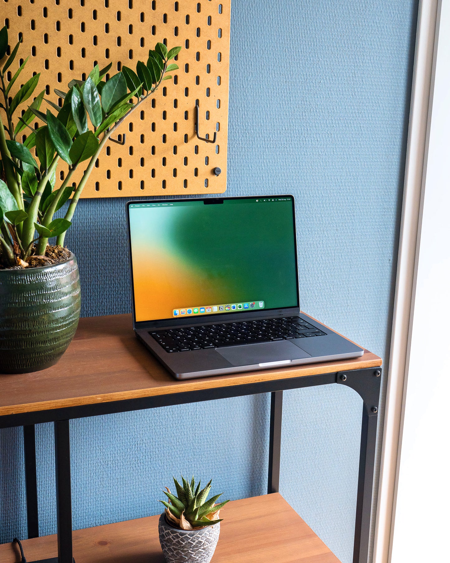 Mesh Gradients Wallpaper Pack v2