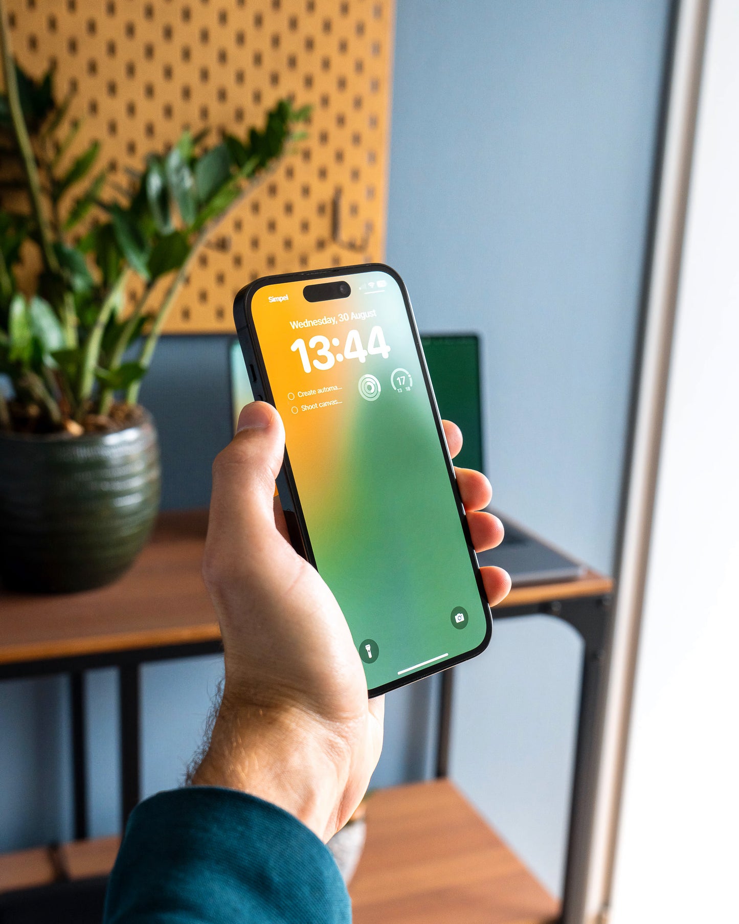 Mesh Gradients Wallpaper Pack v2