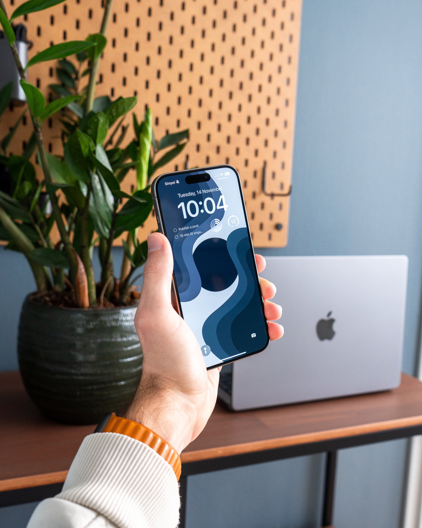 Abstract Patterns Wallpaper Pack v4